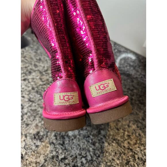 UGG Boots - Picture 4 of 5